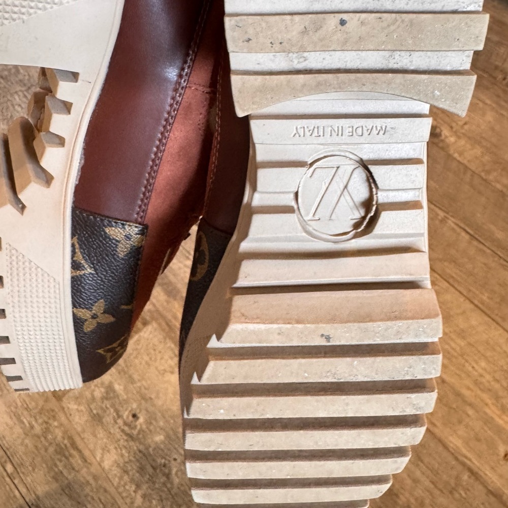 Louis Vuitton Monogram Brown and Black Boots 39 8.5 - Picture 6 of 6